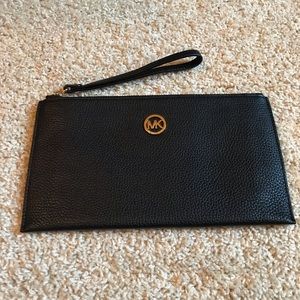 Michael Kors wristlet